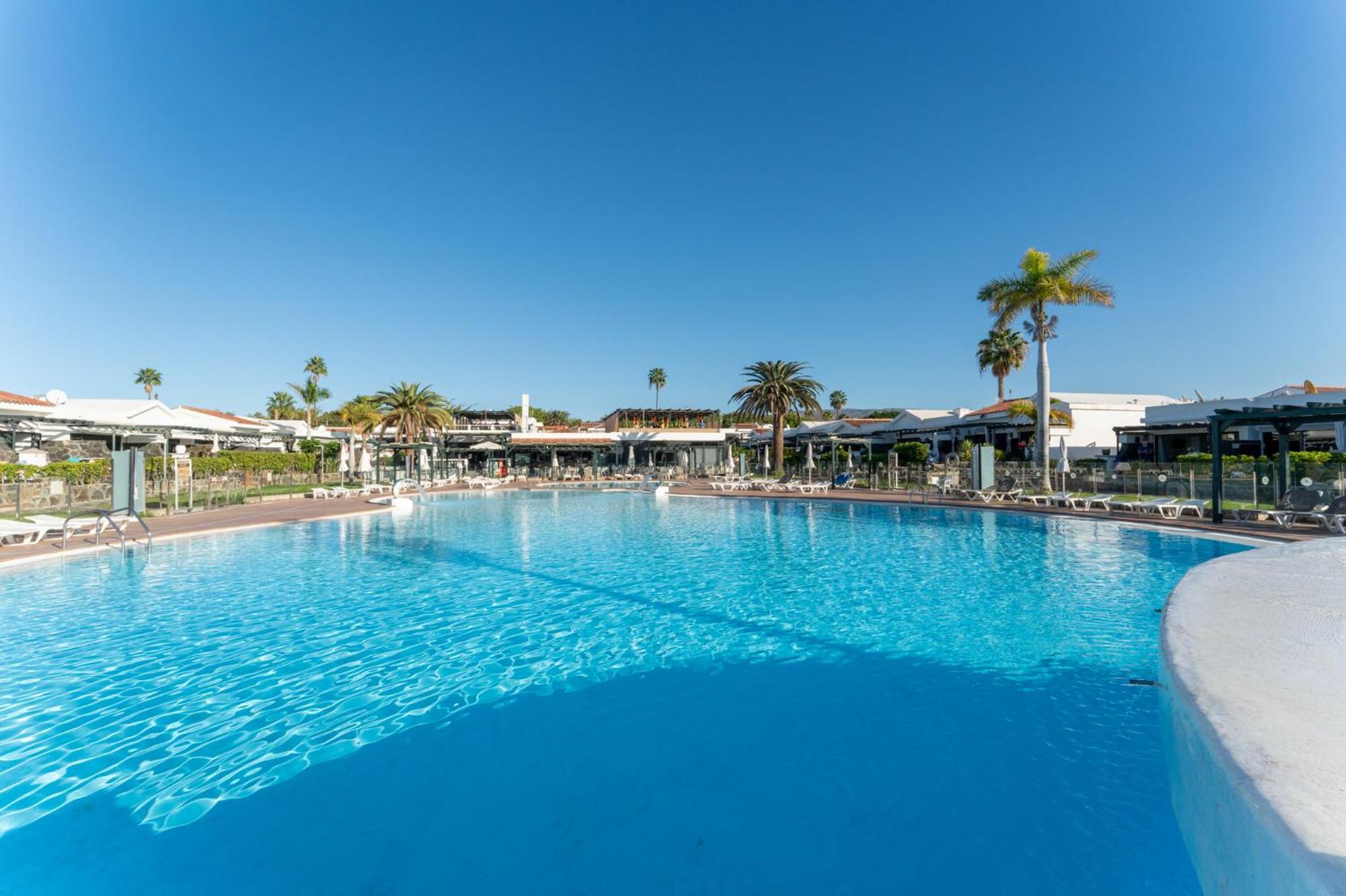 Luxury Poolside Holiday Home Maspalomas  Bagian luar foto